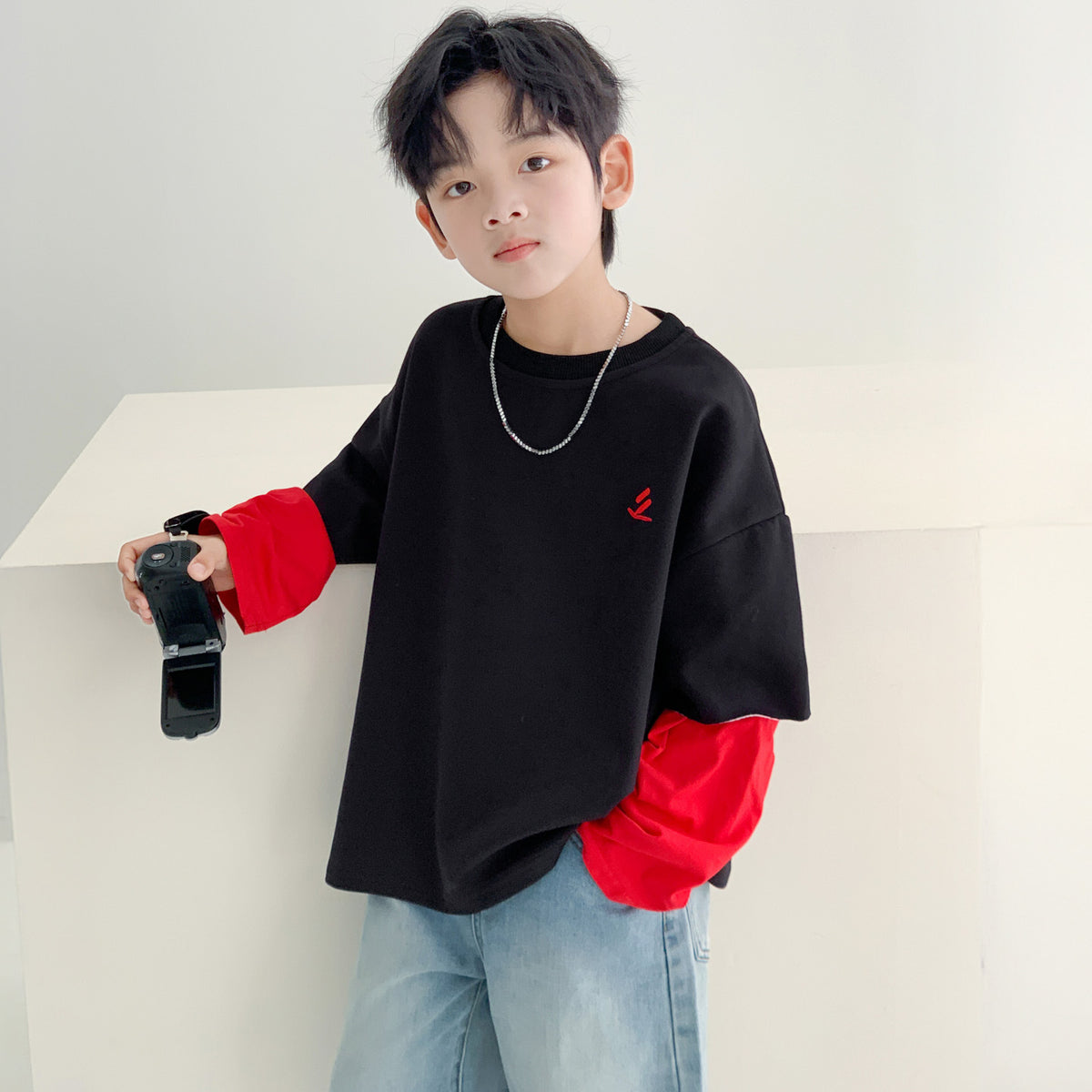 Boys' Casual Long Sleeve Faux Layered Sweatshirt T-Shirt for Big Kids Autumn Winter